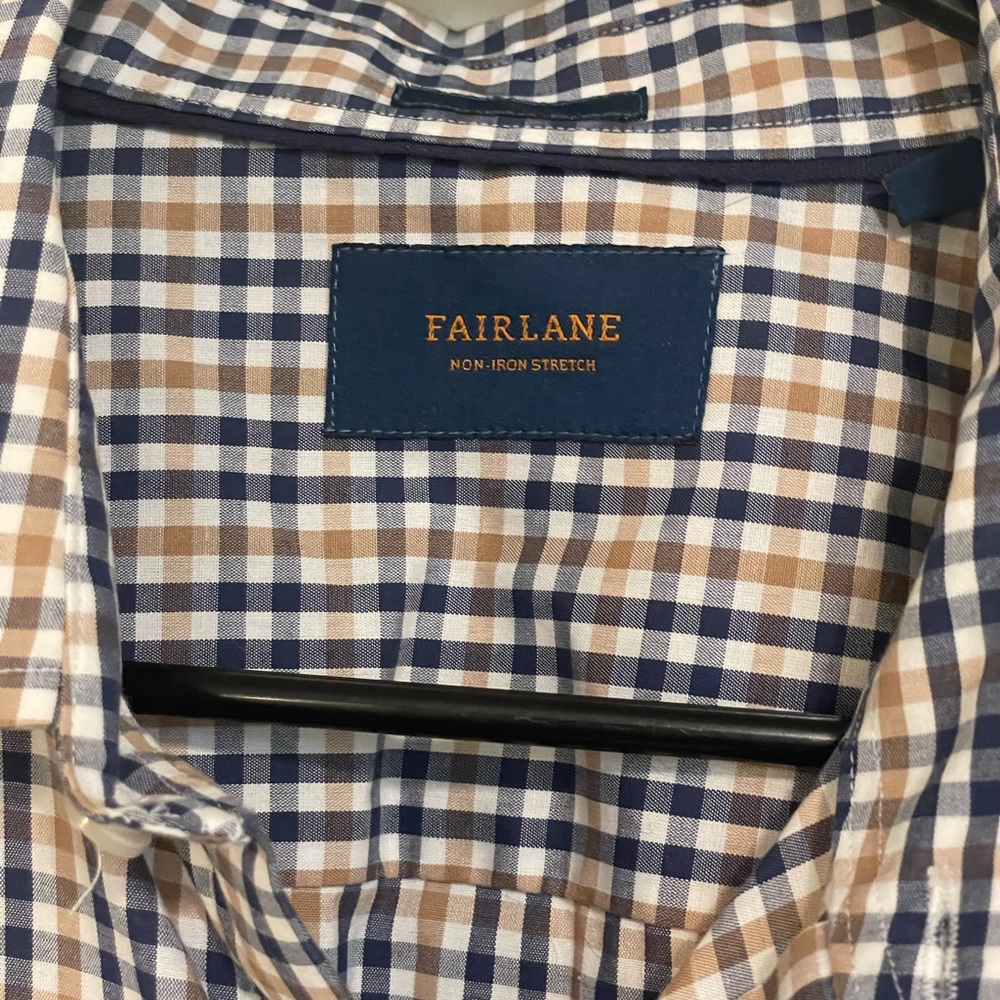 Mens button down - Picture 4 of 6